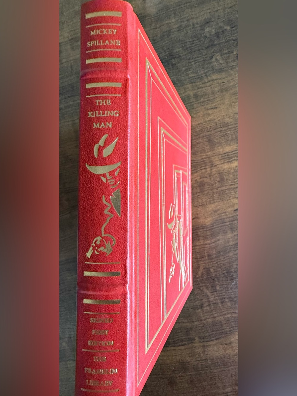 “The Killing Man”Signed Rare The Franklin Library Hardcover Book Gold Embossing